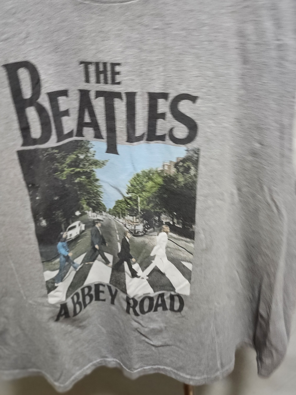 The Beatles Abbey Road Graphic Tee - Gray